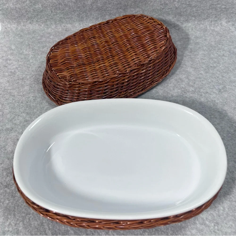 White Pair Ceramic Plate Dish with‎ Wicker Ovenware Single Serve 8”x5”